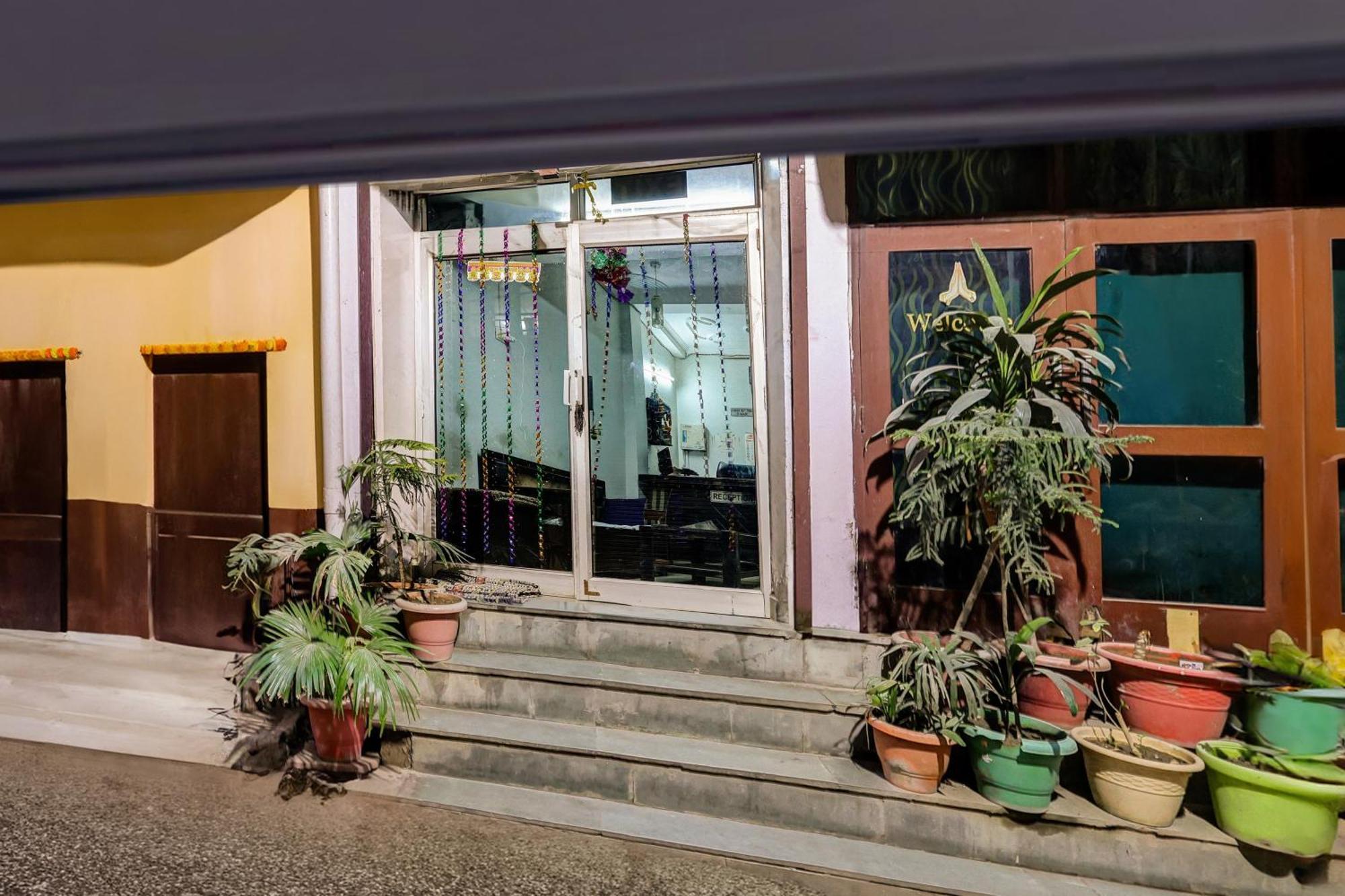 Hotel O Deurali Dx Nowe Delhi Zewnętrze zdjęcie